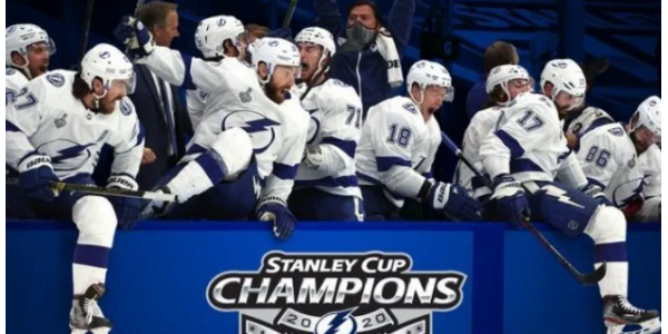 Lightning remportera à nouveau la coupe Stanley après 16 ans Lightning remportera à nouveau la coupe Stanley après 16 ans