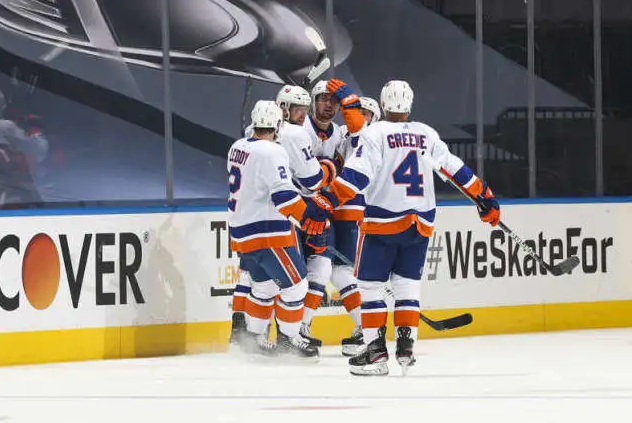 Les Islanders ont battu les Capitals 5-2